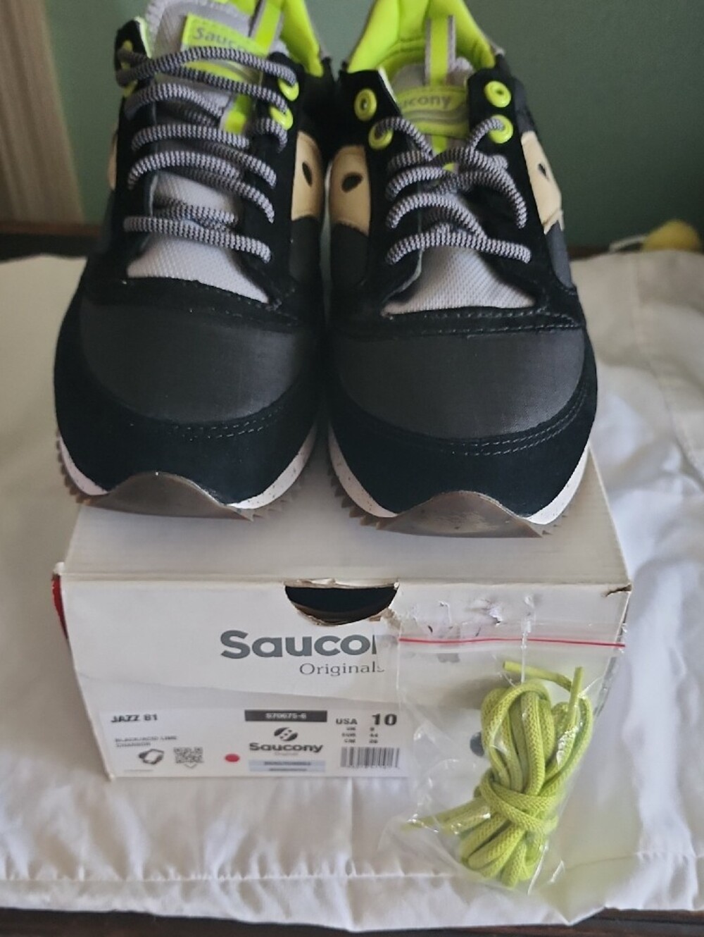 Saucony Jazz 81 Peak Premium Black Acid Lime Sneakers NIB Men's 10 - Picture 2 of 4